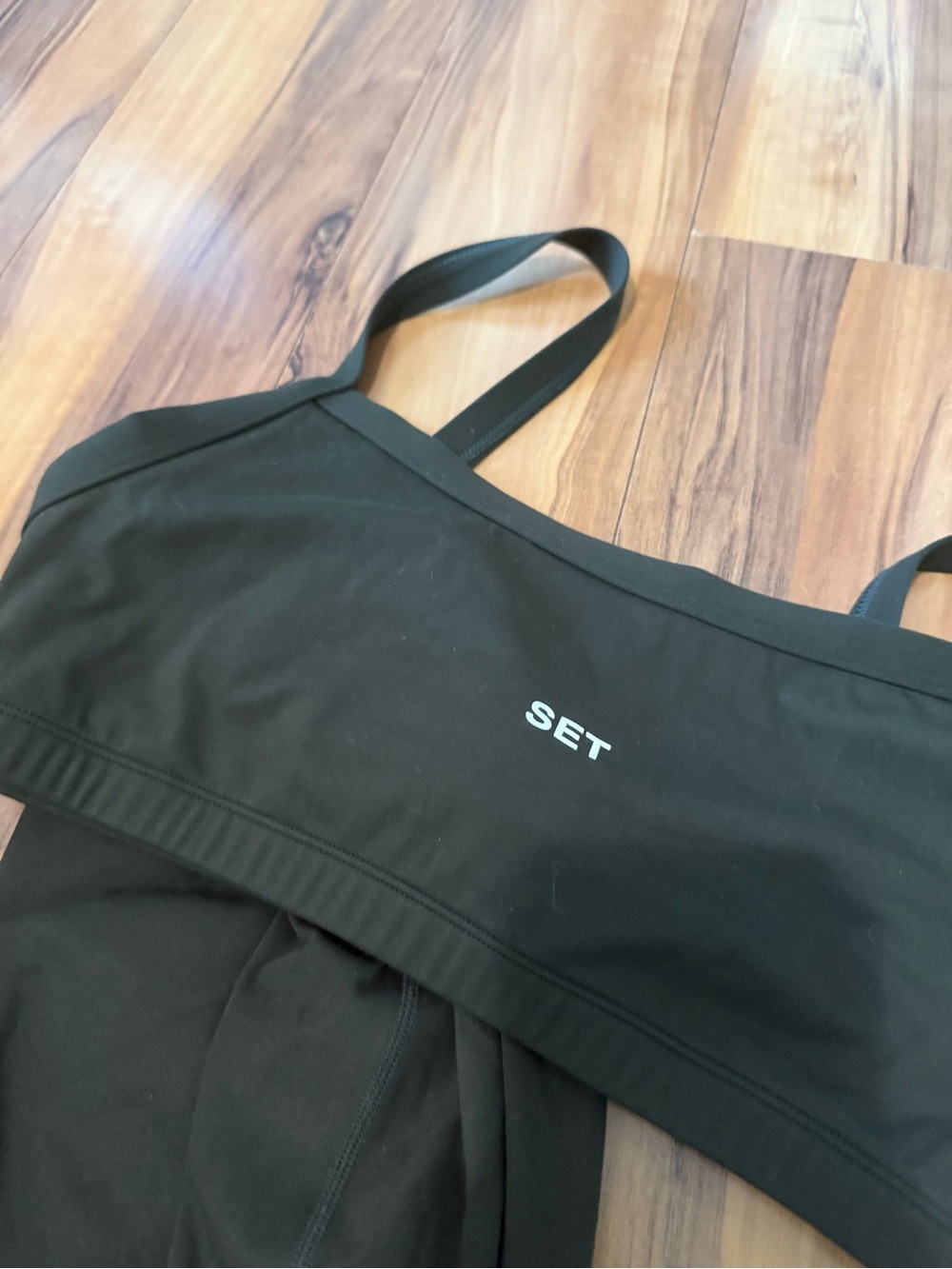 Olive Green Activewear Leggings & Sports Bra Set - Picture 2 of 4